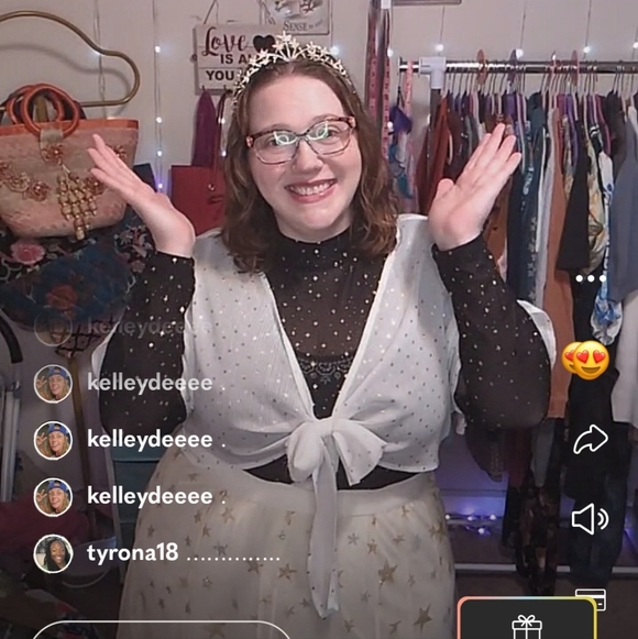 π€The Motley Cruise March 7th- CLASSIC REWIND - Picture 11 of 16